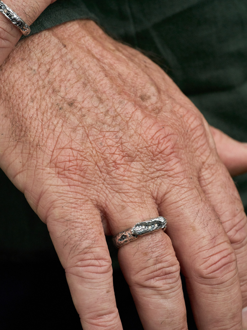 Chasm Station Ring