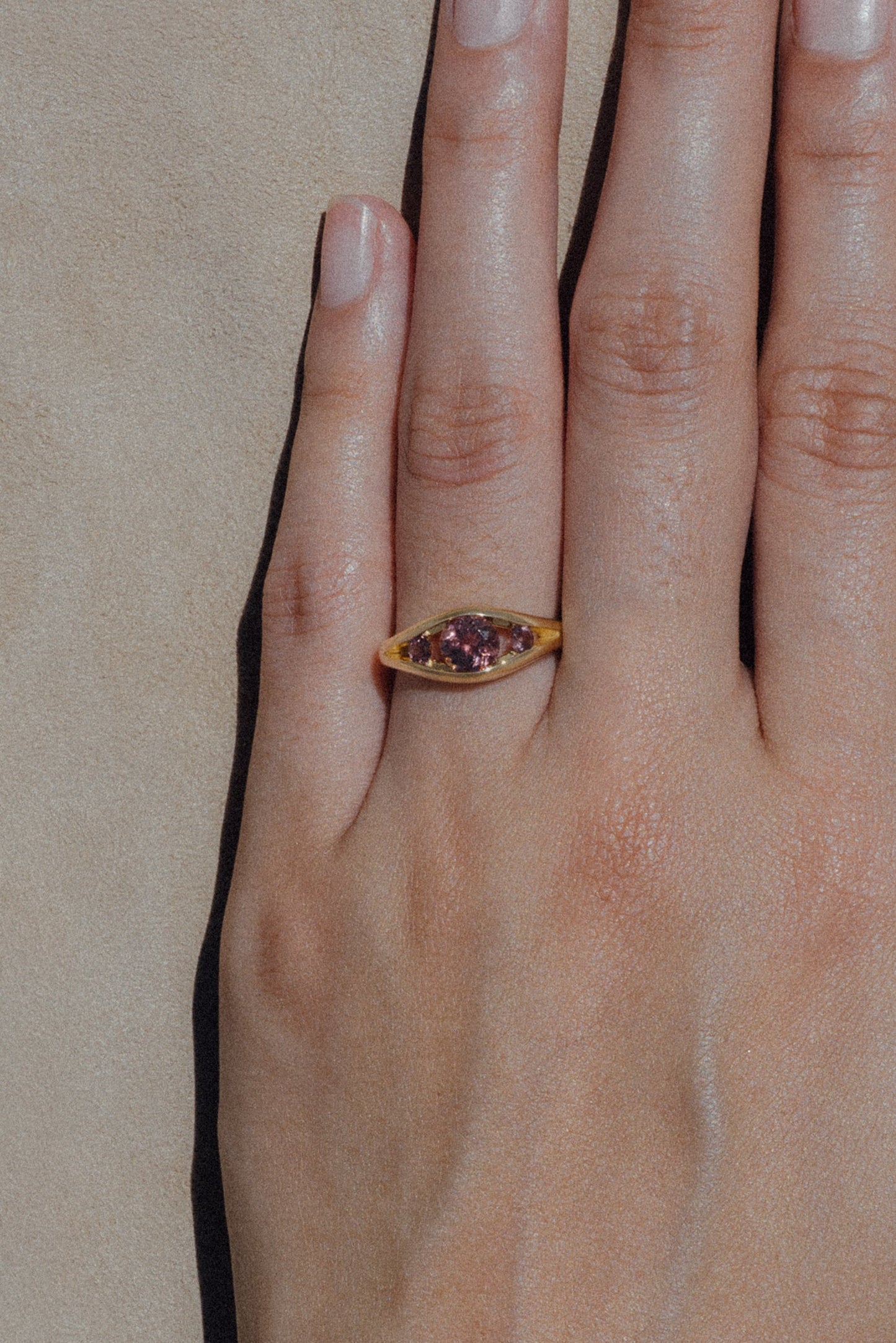 18K Eye Ring