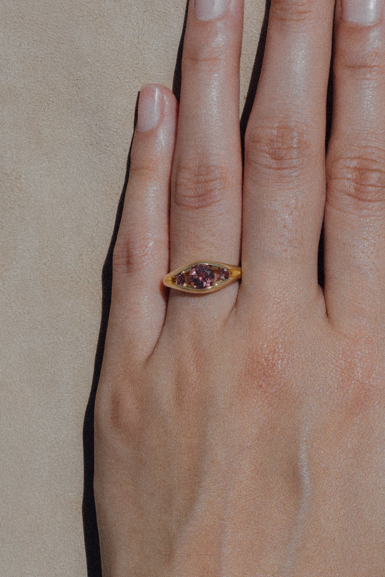18K Eye Ring