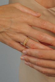 18K Pavé Double Arch Ring
