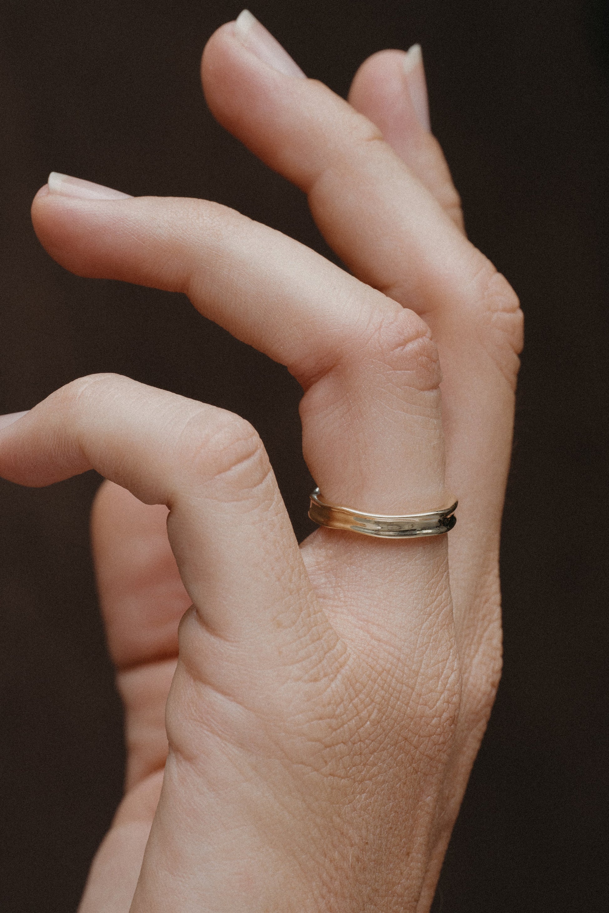 18K Riverbed Band Ring