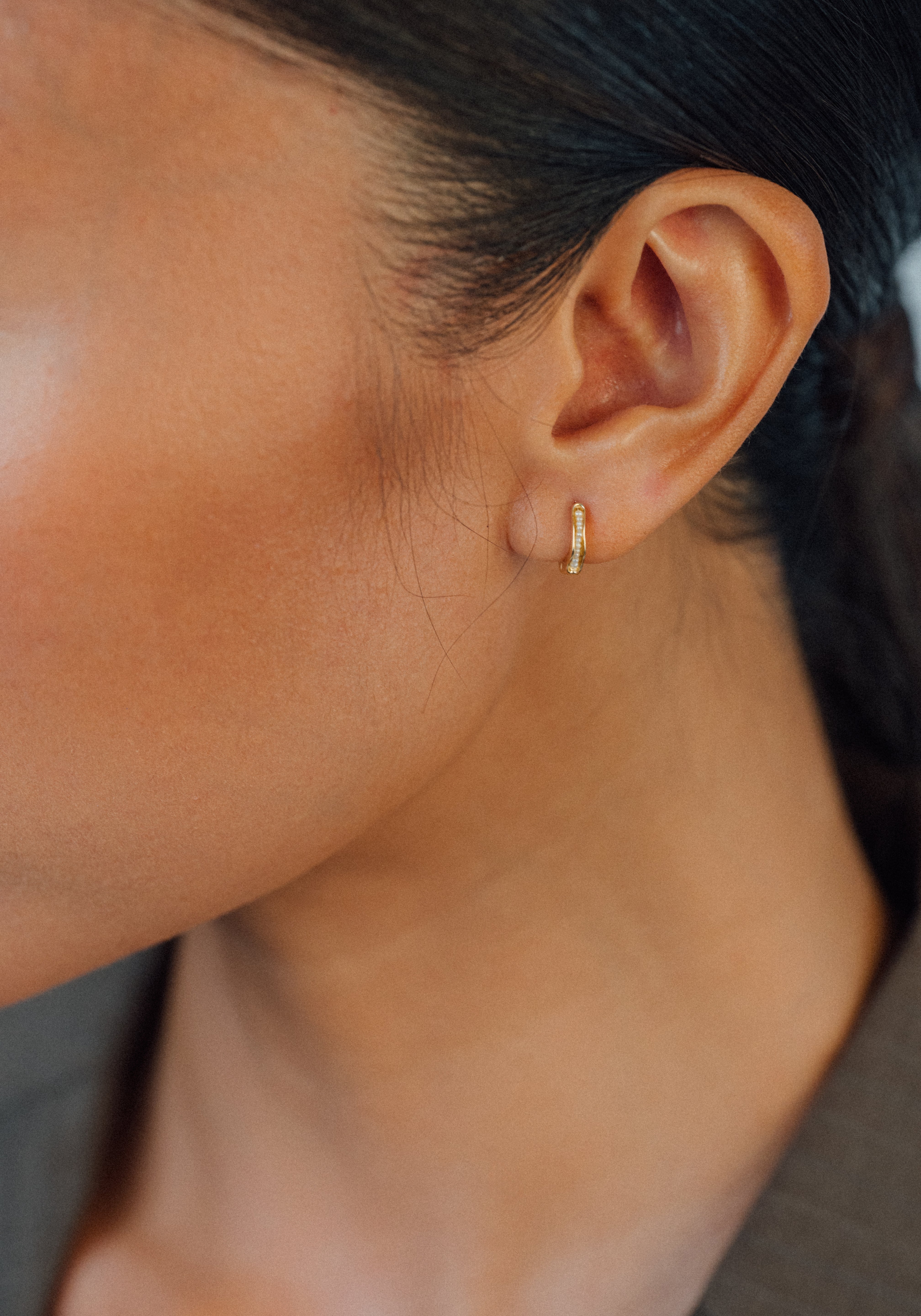 18K Daughter Hoops Mini