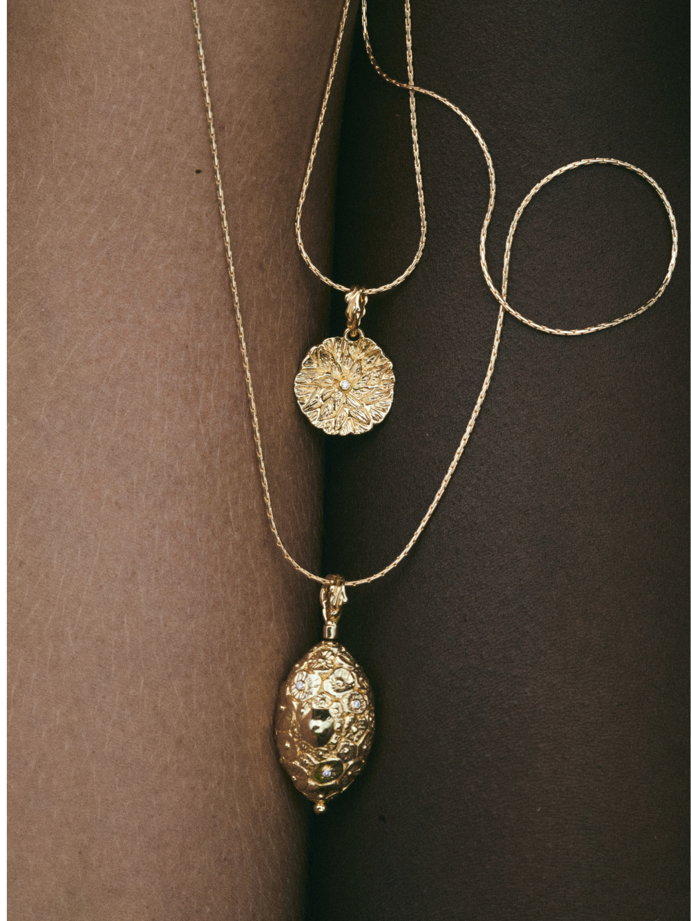 18K Lilypad Pendant