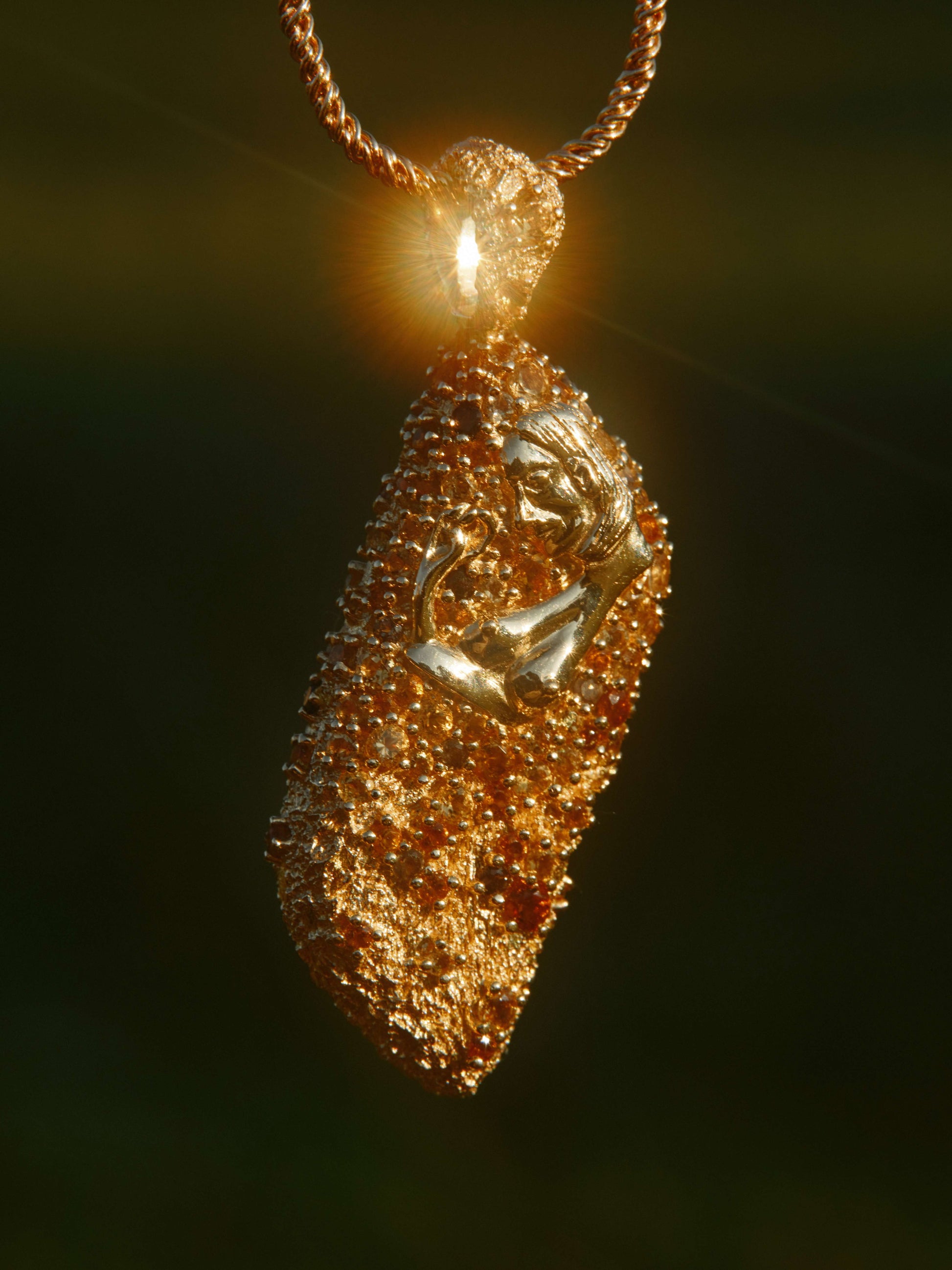 18K Pavé Pendant Large