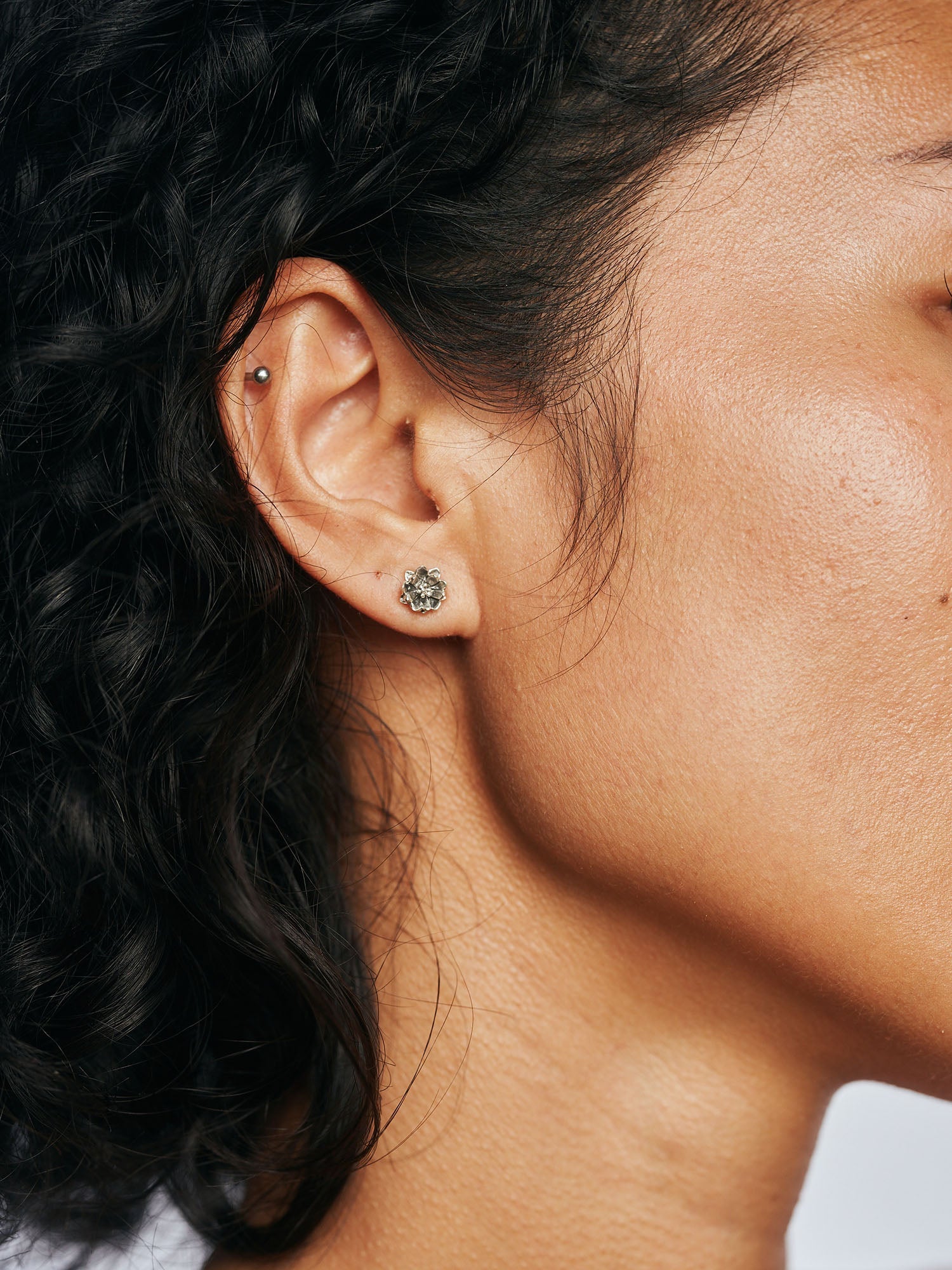 LP Lotus Studs