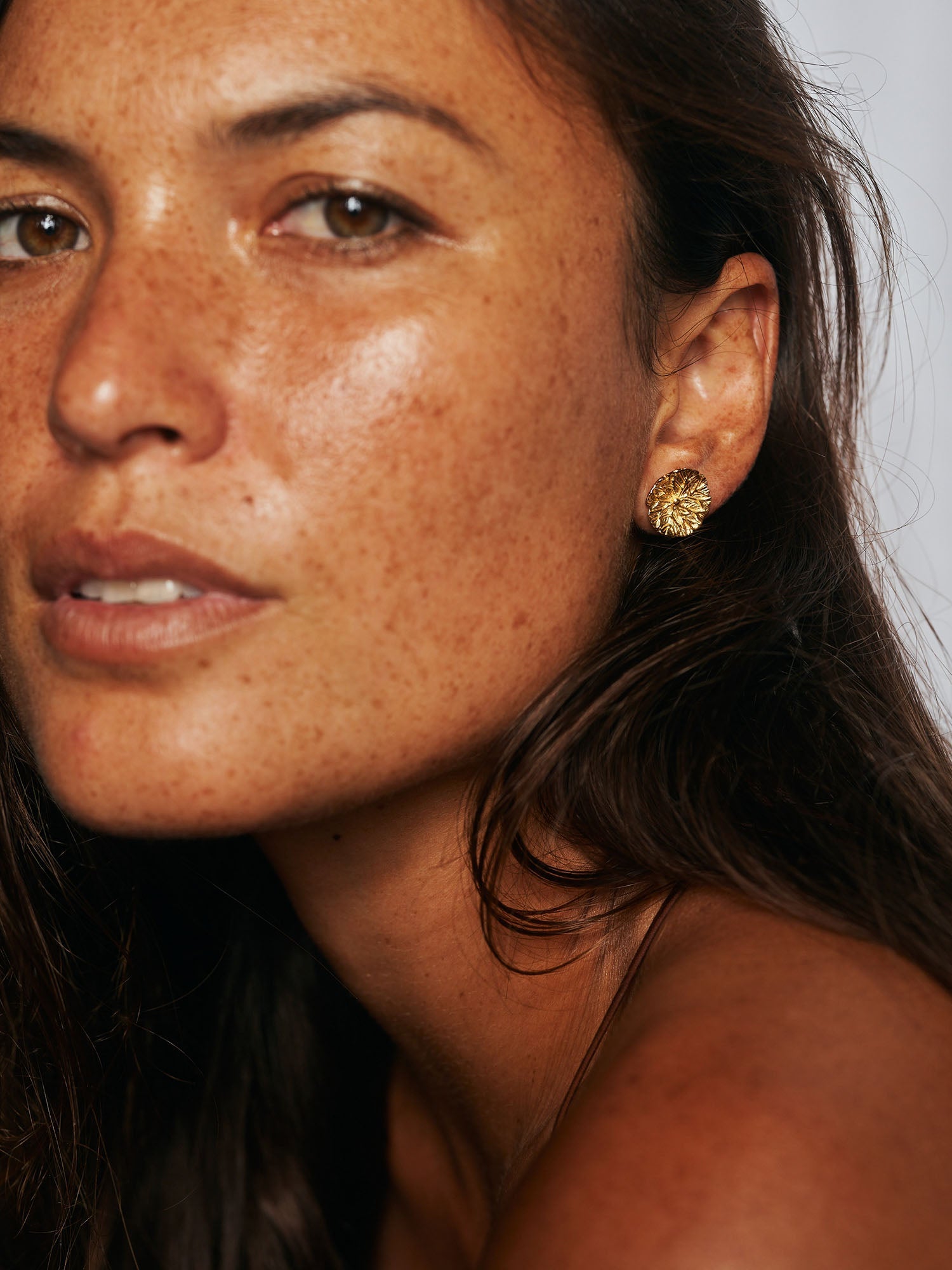 LP Studs Large